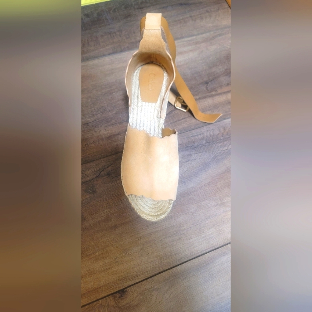 Chloe Lauren Wedge reef shell 41